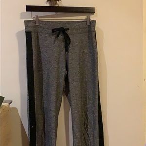 PINK Victoria’s Secret- lounge pants